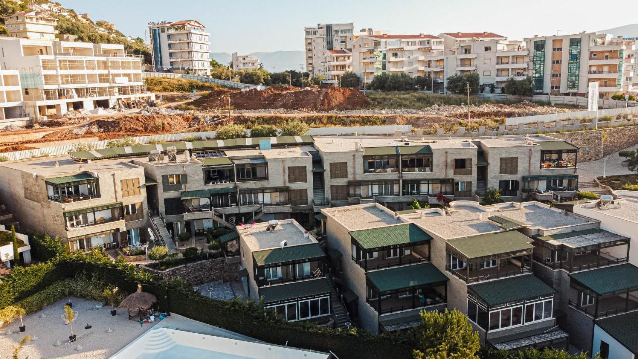 Villa Amos at Aquamarine Residence Vlorë Exterior foto